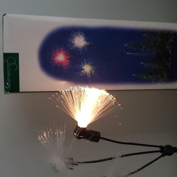 Rare Department 56 Village Accessories Fireworks - Picture 5 of 11